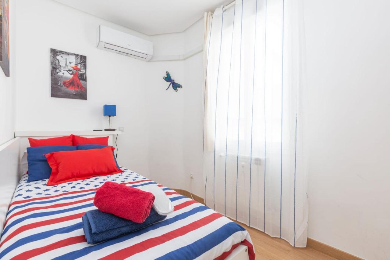 Apartamento Atico Las Letras - Alojamiento De Temporada Madrid Exterior foto